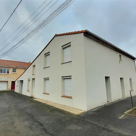 Superbe Type 2 - Cosy Et Chaleureux Apartamento Bouguenais